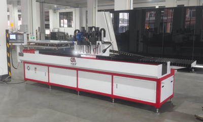 <b>全自動(dòng)數(shù)控鉆孔機(jī)三大核心問(wèn)題的解決方案</b>